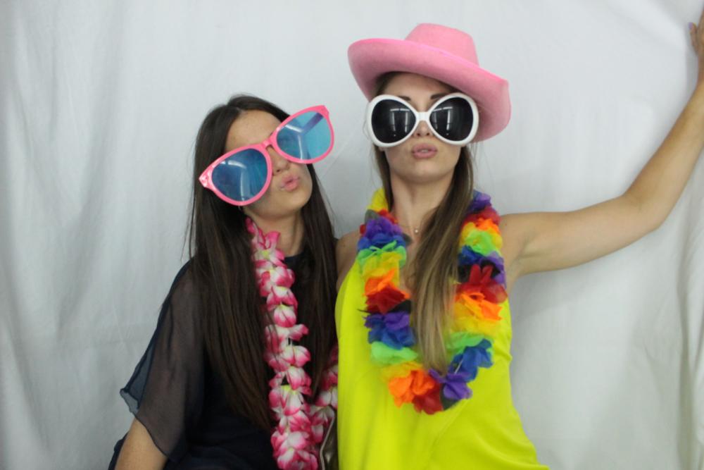 Laura & Oliver | View more photos from the event at gallery.myphotoboothexperience.co.uk/u/MyPhotoBoothExperienceLtd/Laura-Oliver
